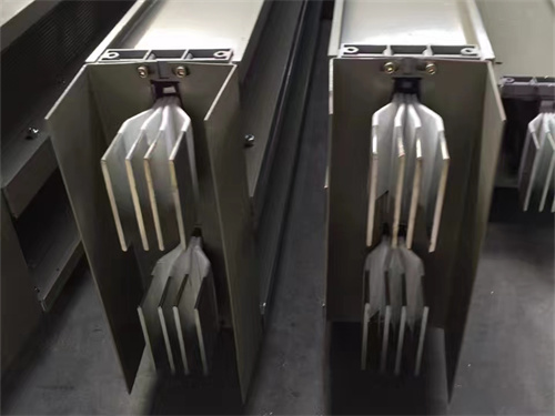 �ܼ���ĸ�߲�